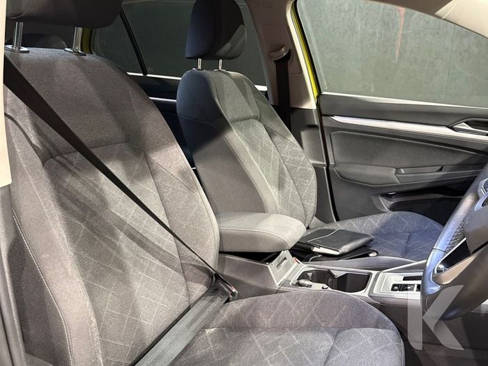 Volkswagen Golf 2021