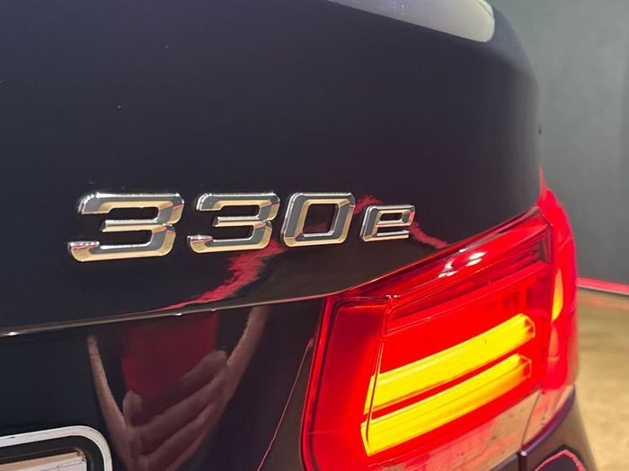 BMW 3 Series 2016
