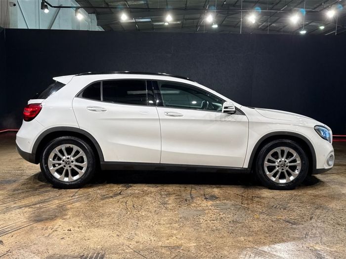 Mercedes-Benz GLA Class 2018