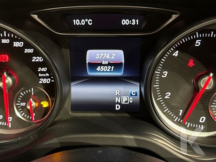 Mercedes-Benz GLA Class 2018