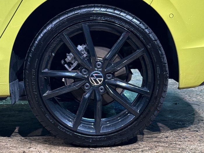 Volkswagen Golf 2021