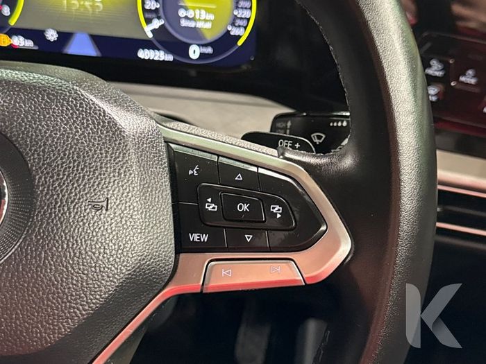 Volkswagen Golf 2021