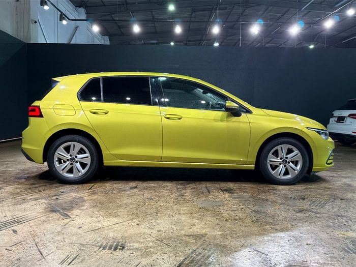 Volkswagen Golf 2021