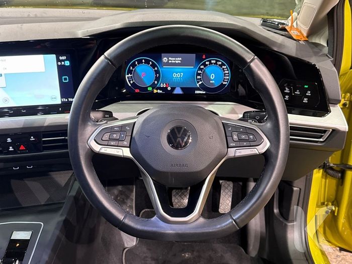 Volkswagen Golf 2021