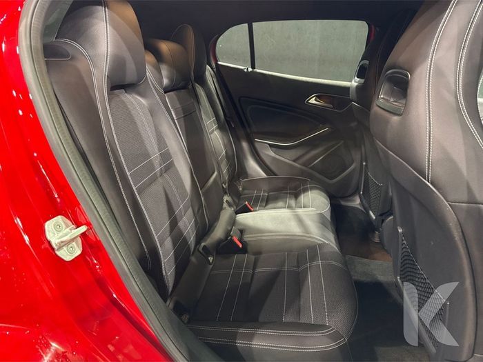 Mercedes-Benz GLA Class 2016
