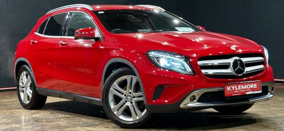 Mercedes-Benz GLA Class 2016