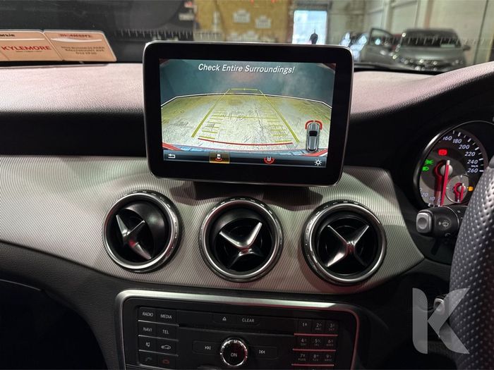 Mercedes-Benz GLA Class 2016