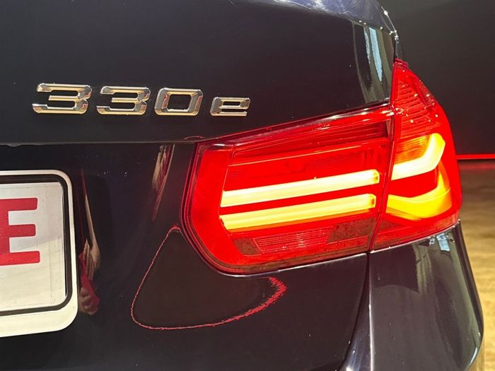 BMW 3 Series 2016