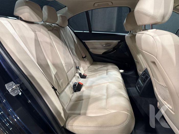 BMW 3 Series 2016