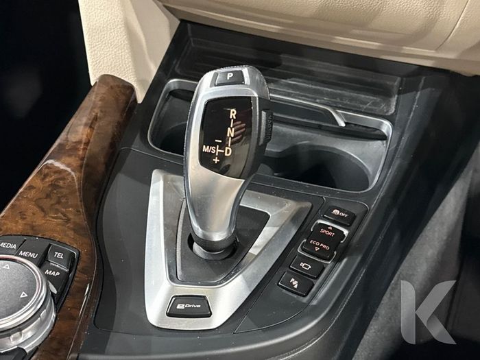 BMW 3 Series 2016