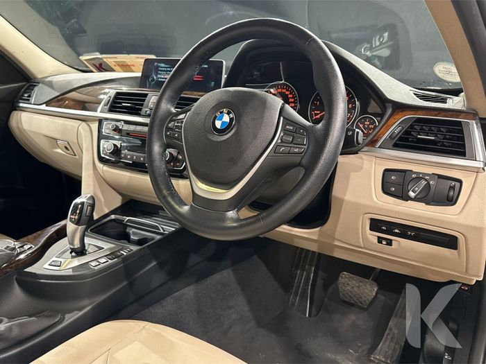 BMW 3 Series 2016