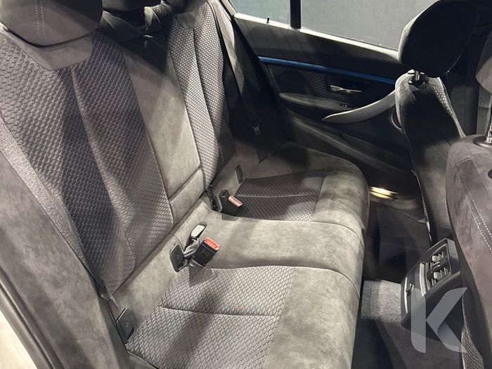 BMW 3 Series 2016