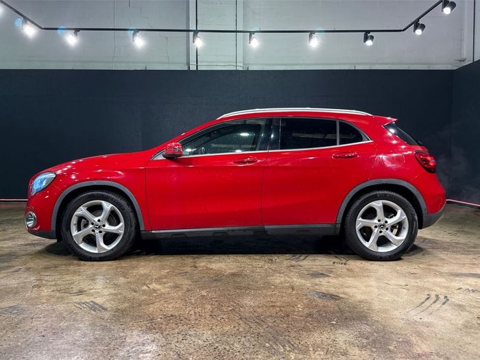 Mercedes-Benz GLA Class 2018