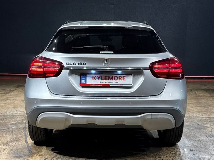 Mercedes-Benz GLA Class 2019