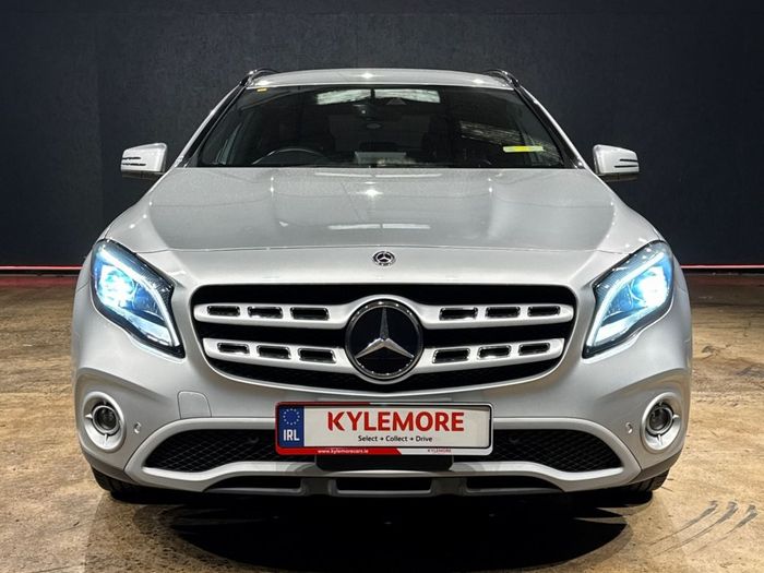Mercedes-Benz GLA Class 2019