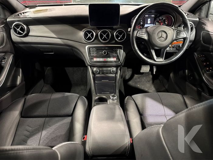 Mercedes-Benz GLA Class 2019