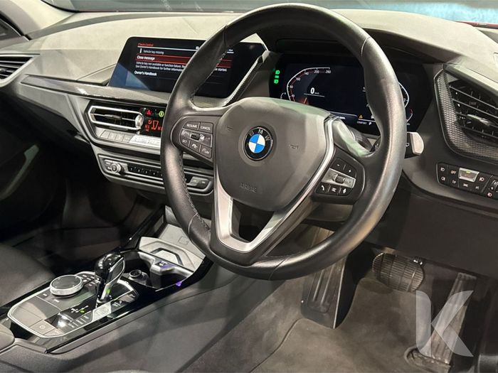 BMW 1 Series 2023