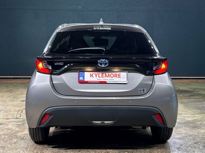 Toyota Yaris 2021