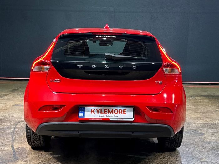 Volvo V40 2019