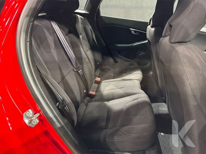 Volvo V40 2019