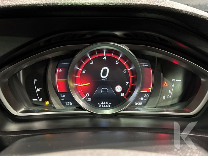Volvo V40 2019