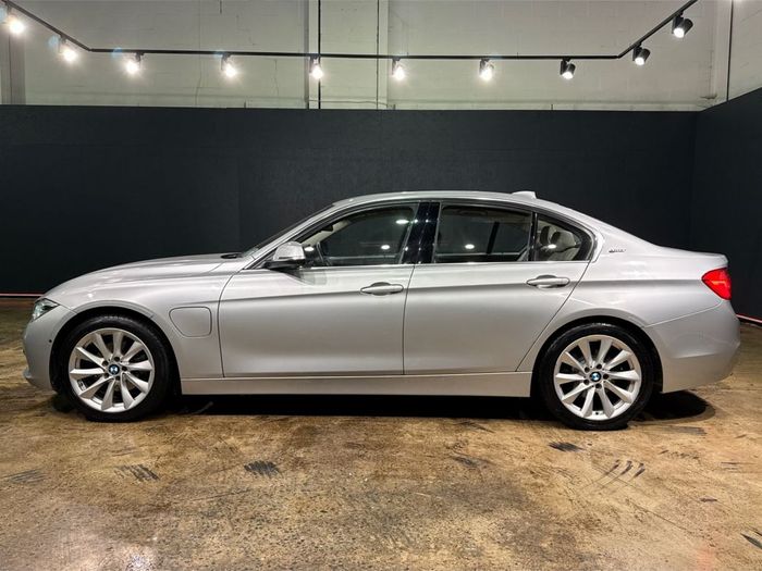 BMW 3 Series 2016