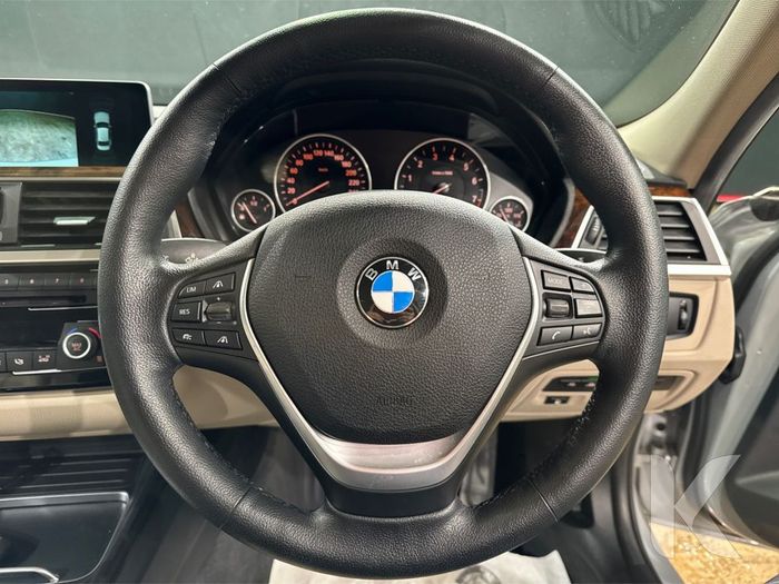 BMW 3 Series 2016