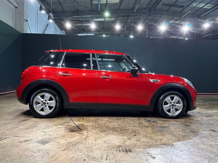 MINI One 2018