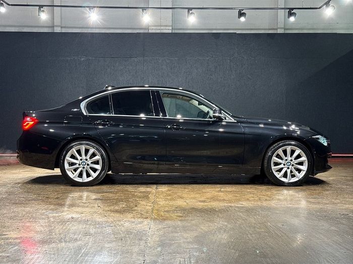 BMW 3 Series 2016