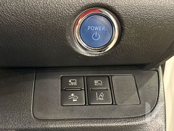 Toyota Sienta 2020