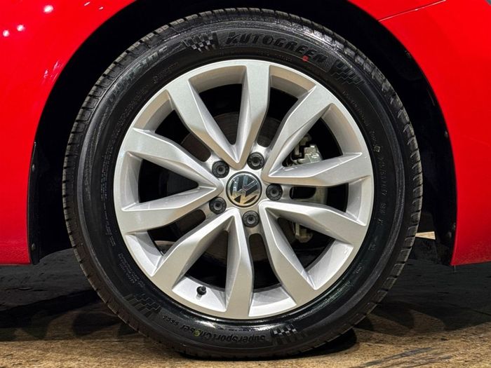 Volkswagen Beetle 2019