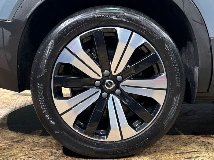 Volvo XC40 2023