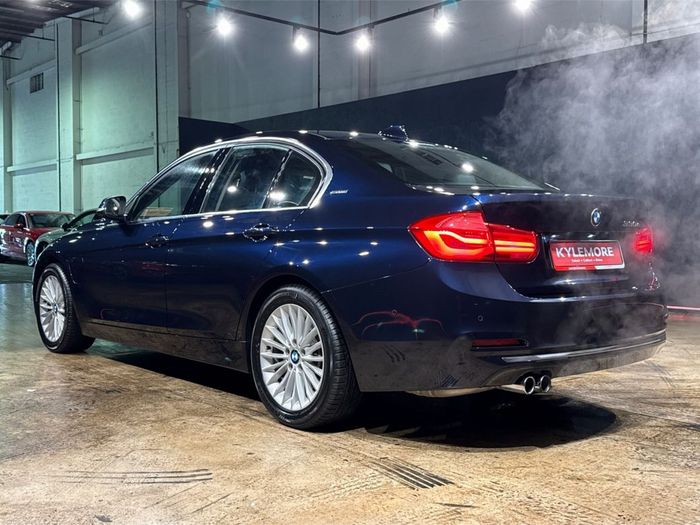 BMW 3 Series 2016