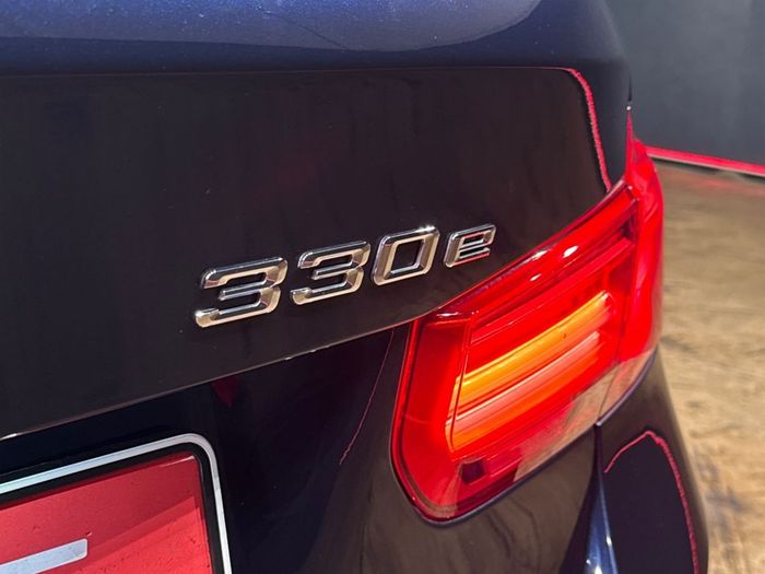 BMW 3 Series 2016