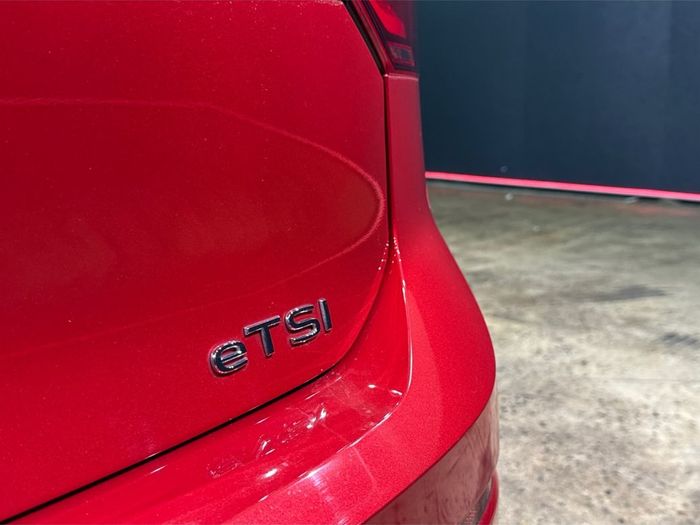 Volkswagen Golf 2021