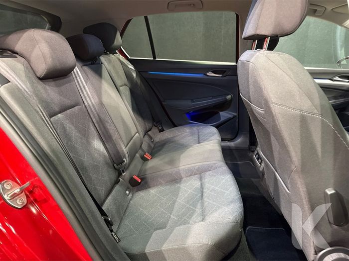 Volkswagen Golf 2021