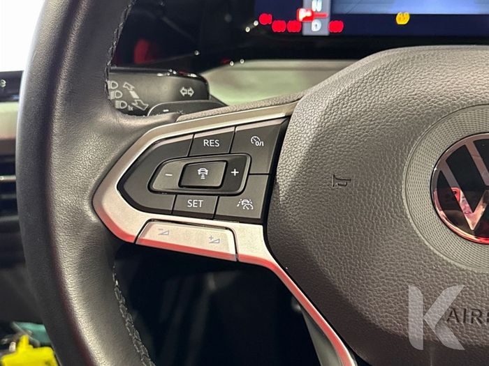 Volkswagen Golf 2021