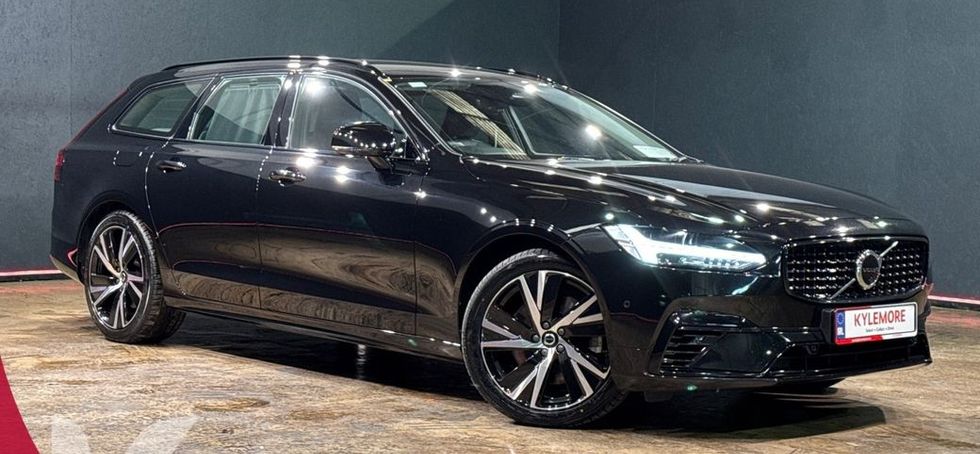 Volvo V90 2023
