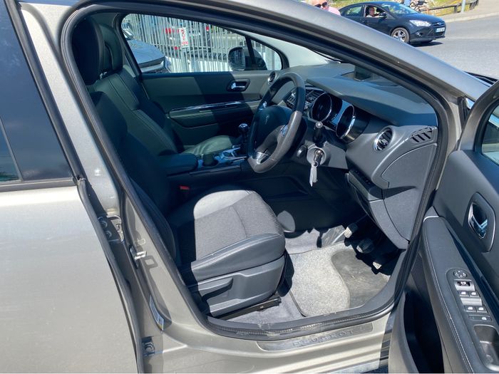 Peugeot 3008 2016