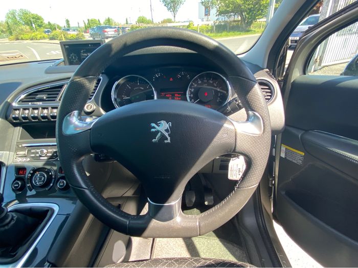 Peugeot 3008 2016