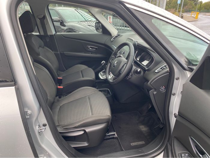 Renault Grand Scenic 2021