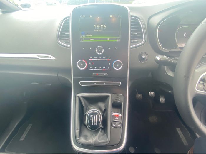 Renault Grand Scenic 2021