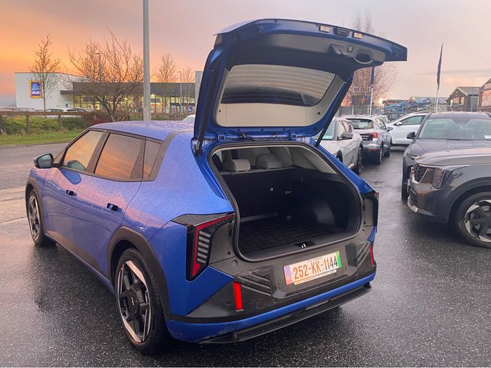 Kia EV4 2025