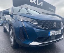 Peugeot 5008 2021