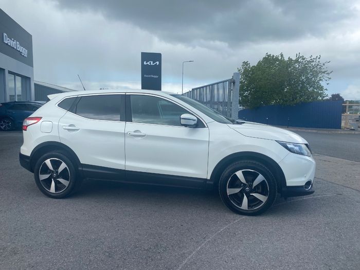 Nissan QASHQAI 2016