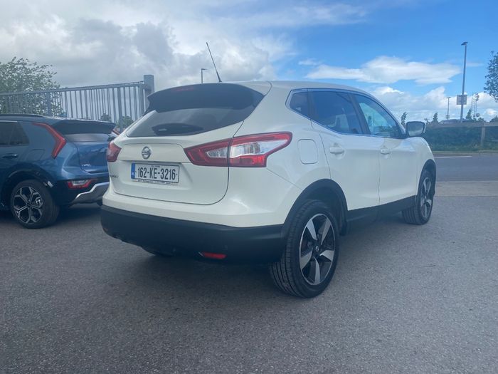 Nissan QASHQAI 2016