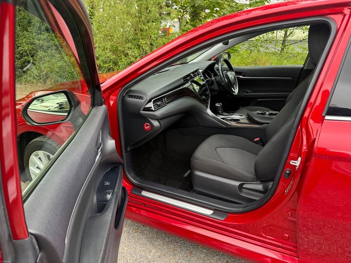 Toyota Camry 2019
