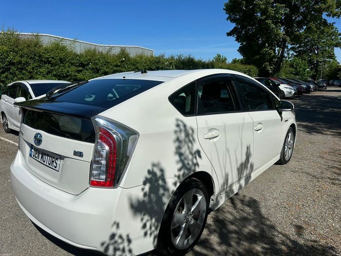Toyota Prius 2015