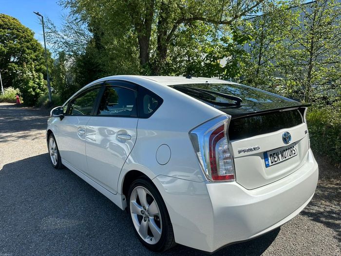 Toyota Prius 2015