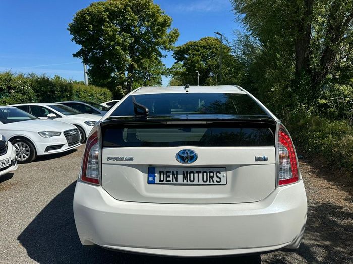 Toyota Prius 2015